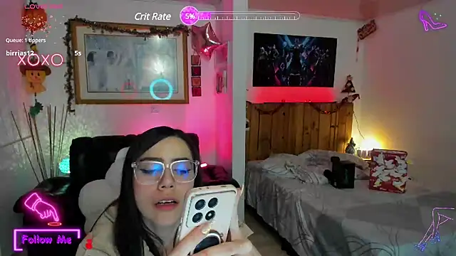 LauGrayJ online show from 9, 2, 2025
