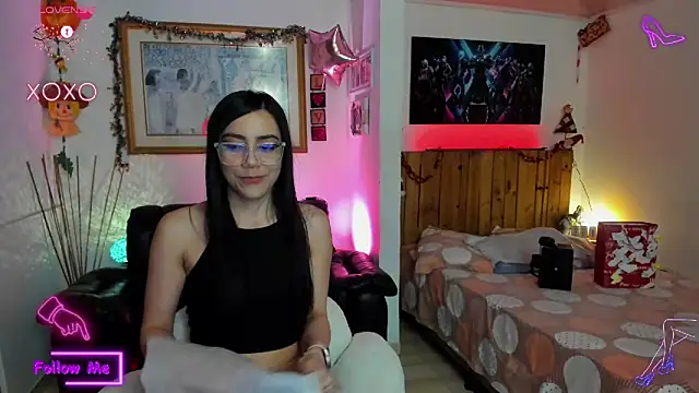LauGrayJ online show from 11, 3, 2025