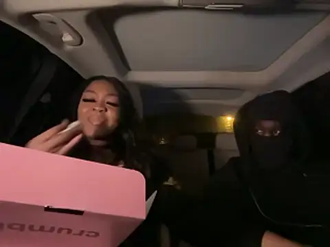 AUNYXXX online show from 17, 4, 2026