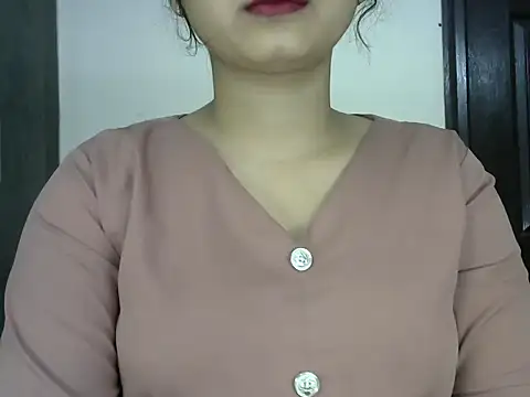 HOT-LOVELY online show from 4, 2, 2025