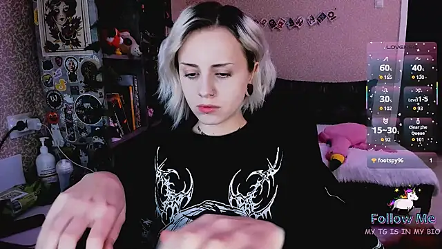 NaniMoore online show from 21, 12, 2025