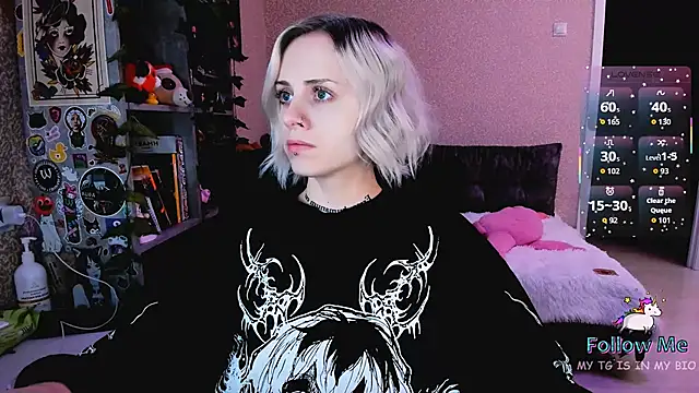 NaniMoore online show from 19, 12, 2025