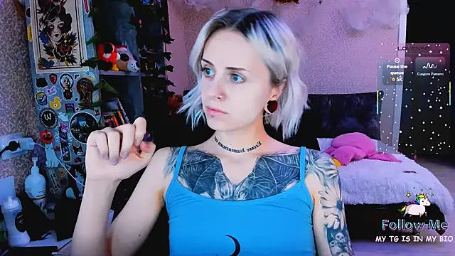 NaniMoore online show from 28, 11, 2025