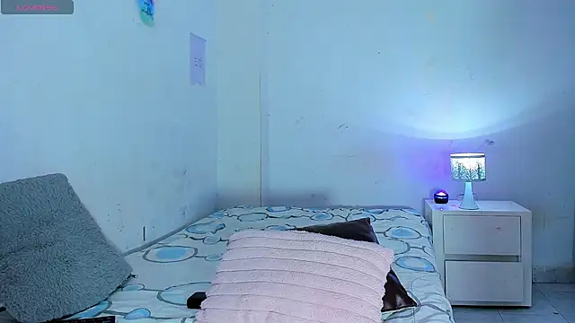 auroraa sexy online show from 22, 9, 2025
