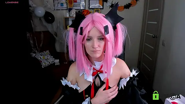 Snapshot of FrancescaCollins chatting on 31, 10, 2025 FrancescaCollins online show from 31, 10, 2025