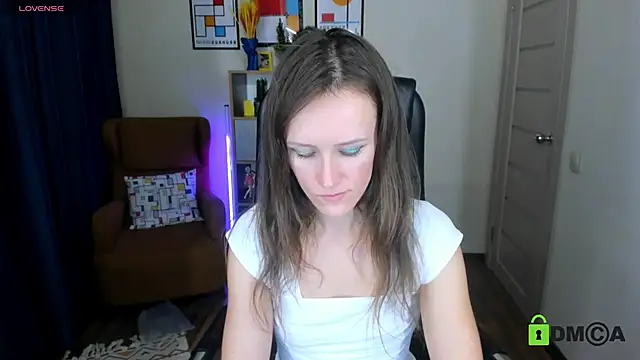 Snapshot of FrancescaCollins chatting on 5, 1, 2025 FrancescaCollins online show from 5, 1, 2025