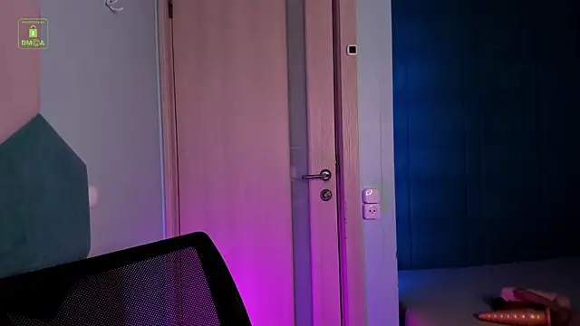 MarkGWalker online show from 28, 2, 2025