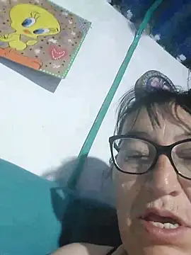 Snapshot of clarita_01 chatting on 26, 6, 2026 clarita 01 online show from 26, 6, 2026