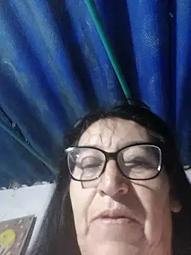 Snapshot of clarita_01 chatting on 15, 6, 2026 clarita 01 online show from 15, 6, 2026