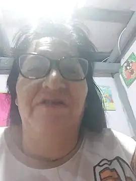 Snapshot of clarita_01 chatting on 13, 7, 2026 clarita 01 online show from 13, 7, 2026