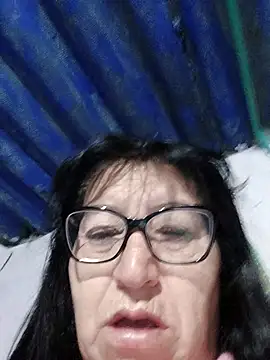 clarita 01 online show from 4, 6, 2026
