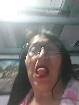 clarita 01 online show from 7, 4, 2026