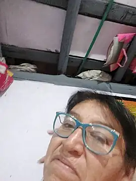 clarita 01 online show from 29, 3, 2026