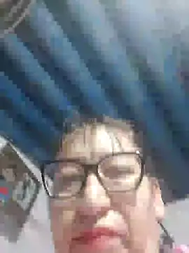 clarita 01 online show from 27, 3, 2026