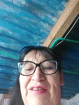 clarita 01 online show from 17, 4, 2026