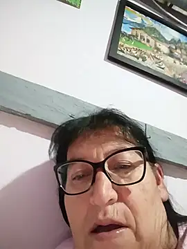 Snapshot of clarita_01 chatting on 8, 6, 2026 clarita 01 online show from 8, 6, 2026