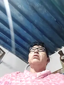 clarita 01 online show from 12, 4, 2026