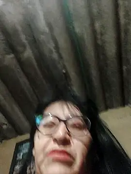 clarita 01 online show from 8, 10, 2025