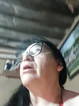 clarita 01 online show from 15, 11, 2025