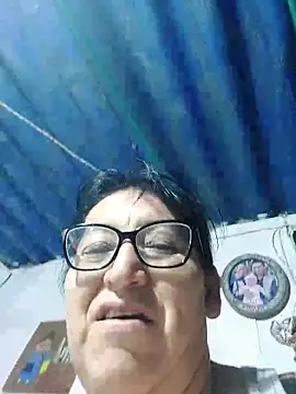 clarita 01 online show from 4, 5, 2026
