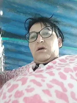 clarita 01 online show from 18, 4, 2026