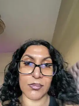 Snapshot of Indianbutter11 chatting on 27, 2, 2025 Indianbutter11 online show from 27, 2, 2025