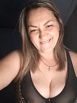 Snapshot of Ant0nina chatting on 2, 2, 2025 Ant0nina online show from 2, 2, 2025