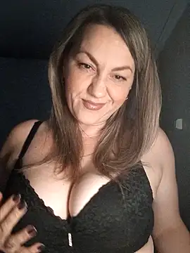 Snapshot of Ant0nina chatting on 1, 12, 2024 Ant0nina online show from 1, 12, 2024