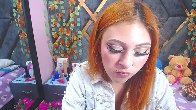 Snapshot of Emmily_Walker chatting on 28, 1, 2025 Emmily Walker online show from 28, 1, 2025
