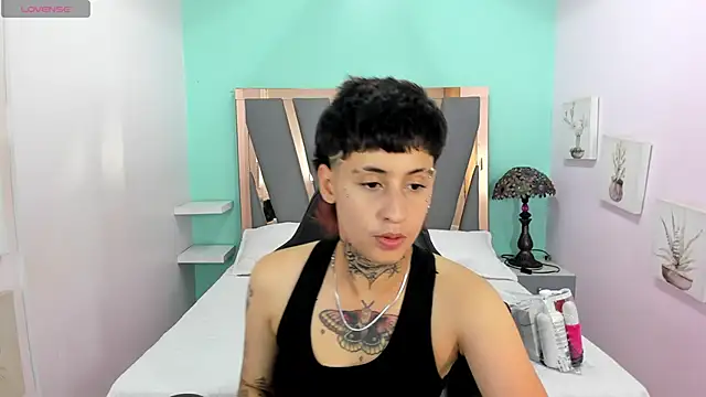 Ethan lennox online show from 31, 10, 2025