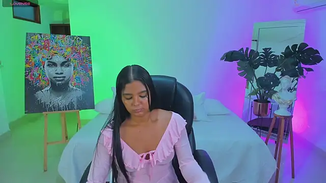 JANYLOVE   online show from 15, 4, 2026