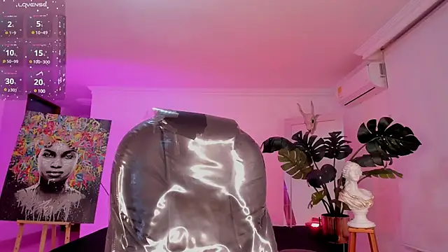 JANYLOVE   online show from 7, 3, 2025