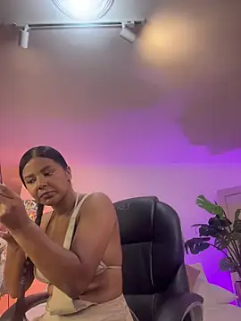 JANYLOVE   online show from 29, 4, 2026