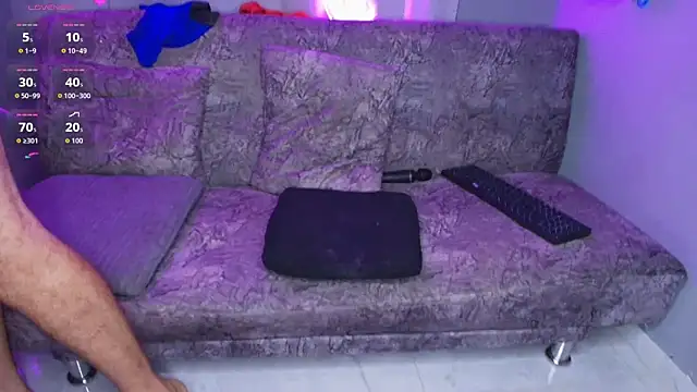 Sara and Lion online show from 23, 4, 2026