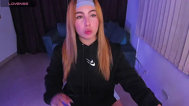 Snapshot of SusyAmis chatting on 15, 11, 2025 SusyAmis online show from 15, 11, 2025