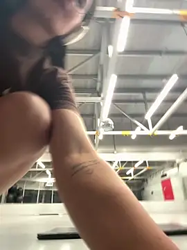 Snapshot of _vaness chatting on 5, 2, 2026 vaness online show from 5, 2, 2026