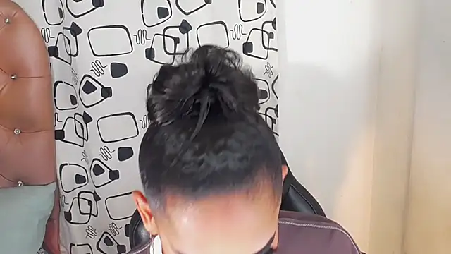 Aslhy Goddessx online show from 28, 11, 2025