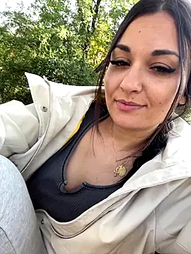 Snapshot of AlexandraRand chatting on 22, 10, 2025 AlexandraRand online show from 22, 10, 2025
