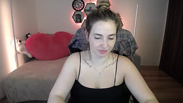 SabrinViolet online show from 21, 7, 2026