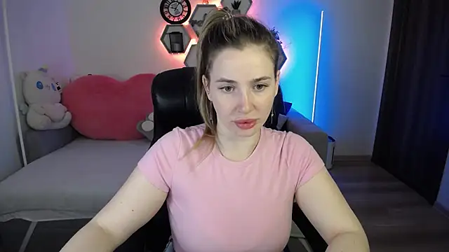 SabrinViolet online show from 21, 6, 2026