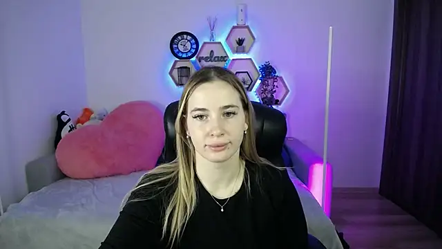 SabrinViolet online show from 24, 2, 2026