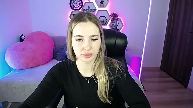 SabrinViolet online show from 9, 2, 2026