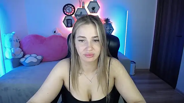 Snapshot of SabrinViolet chatting on 31, 5, 2026 SabrinViolet online show from 31, 5, 2026