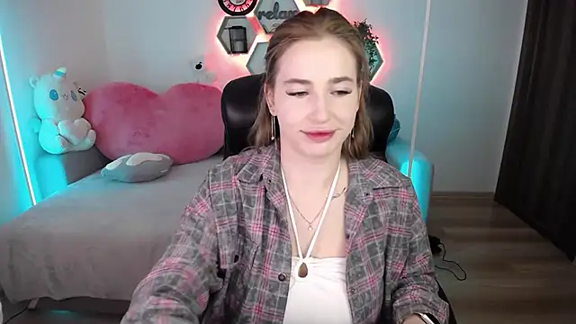 Snapshot of SabrinViolet chatting on 26, 4, 2026 SabrinViolet online show from 26, 4, 2026