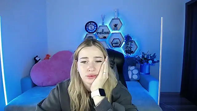 SabrinViolet online show from 29, 11, 2025