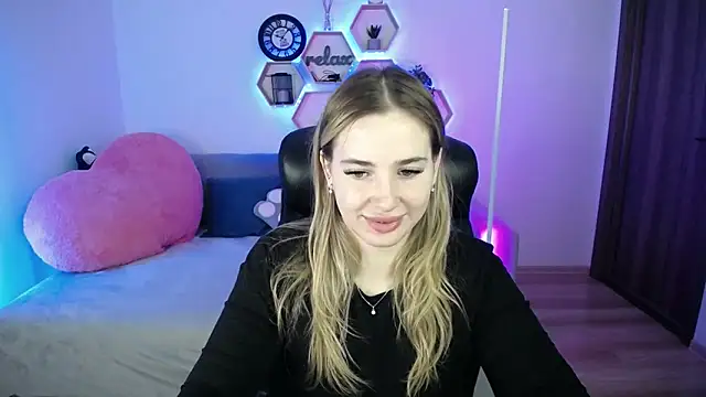 SabrinViolet online show from 14, 2, 2026