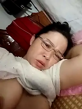 Sexy-asslove90 online show from 13, 9, 2025