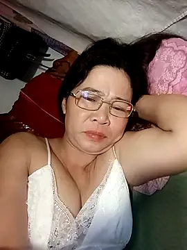 Sexy-asslove90 online show from 12, 9, 2025