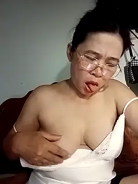 Sexy-asslove90 online show from 24, 9, 2025