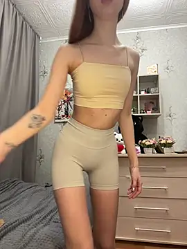 Magdalene Janette online show from 5, 2, 2025